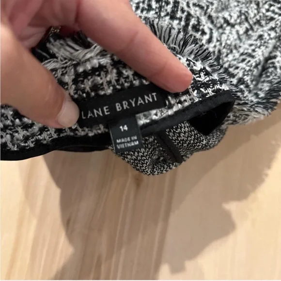 Lane Bryant Black and White Textured Blazer - Size 14 - Picture 5 of 6